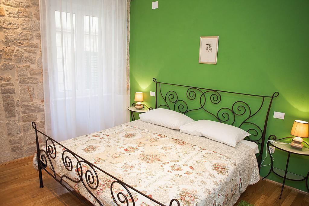 Vineyard Of Sibenik Apartment Cameră foto